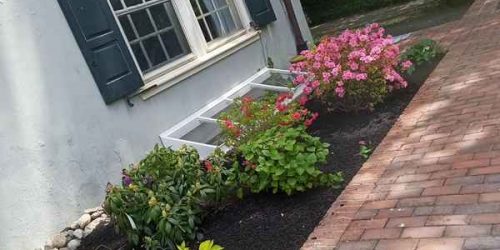 Landscaping, Landscaping Company, Landscaping Contractor, Landscaping Company, Mulch Installation, Plant Installation, Flower Beds, Free Estimates